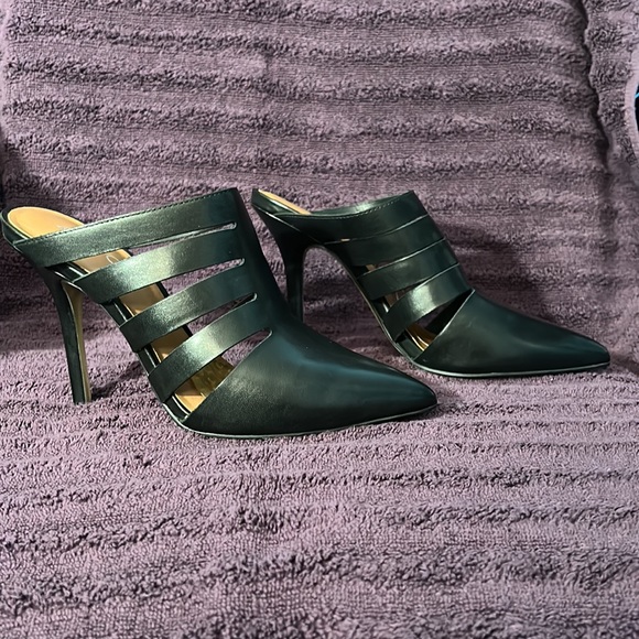 ALDO - Picture 2 of 5